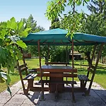 別荘 Grand Jardin By Interhome
